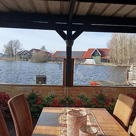B&B Aan Het Water Эрневальд Экстерьер фото
